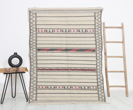 Dihina Moroccan Kilim Rug 2'6" x 4'5" - Wavlynn