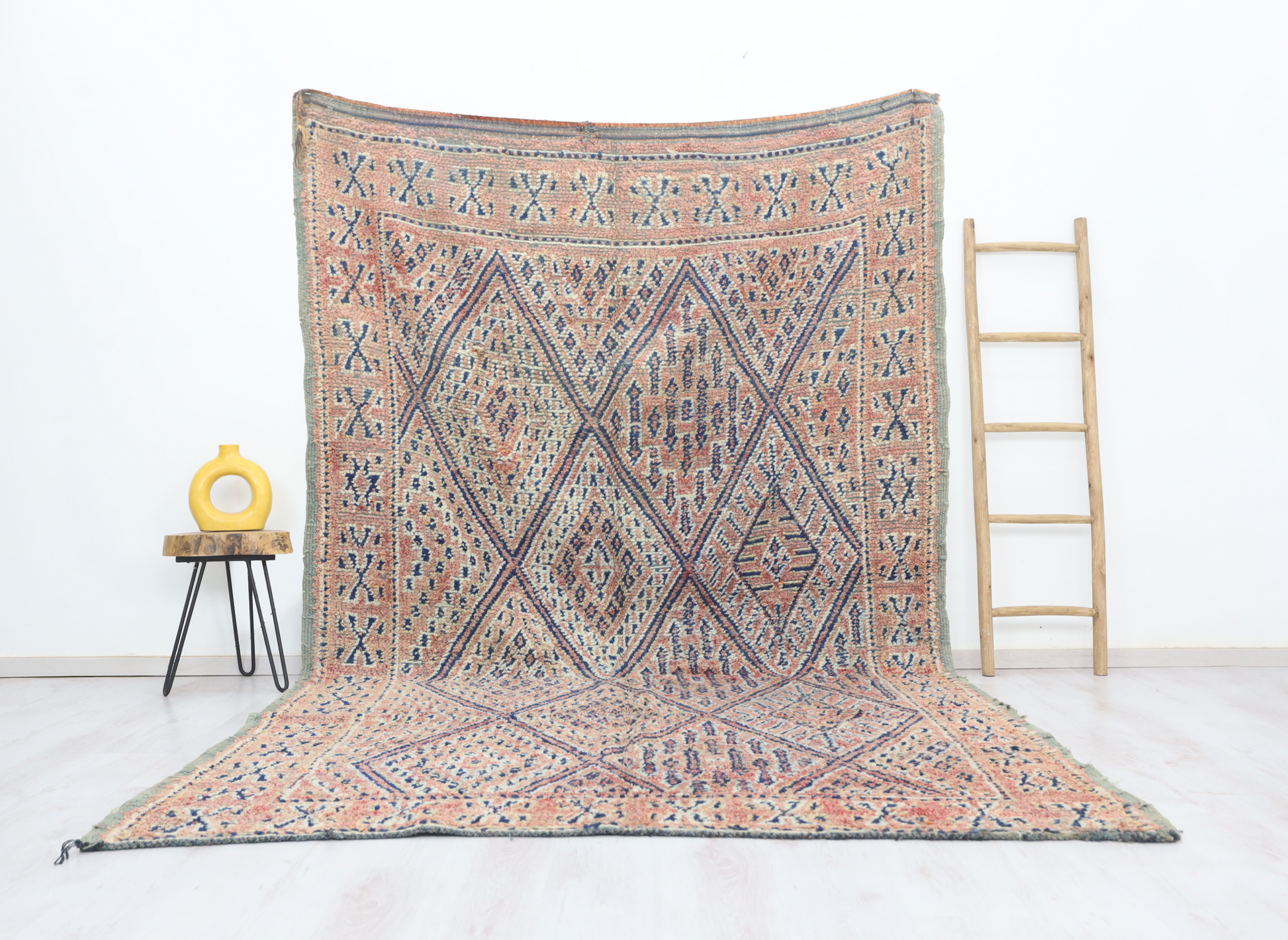 Tillelt Vintage Moroccan Rug  6'7" x 11'2" - Wavlynn