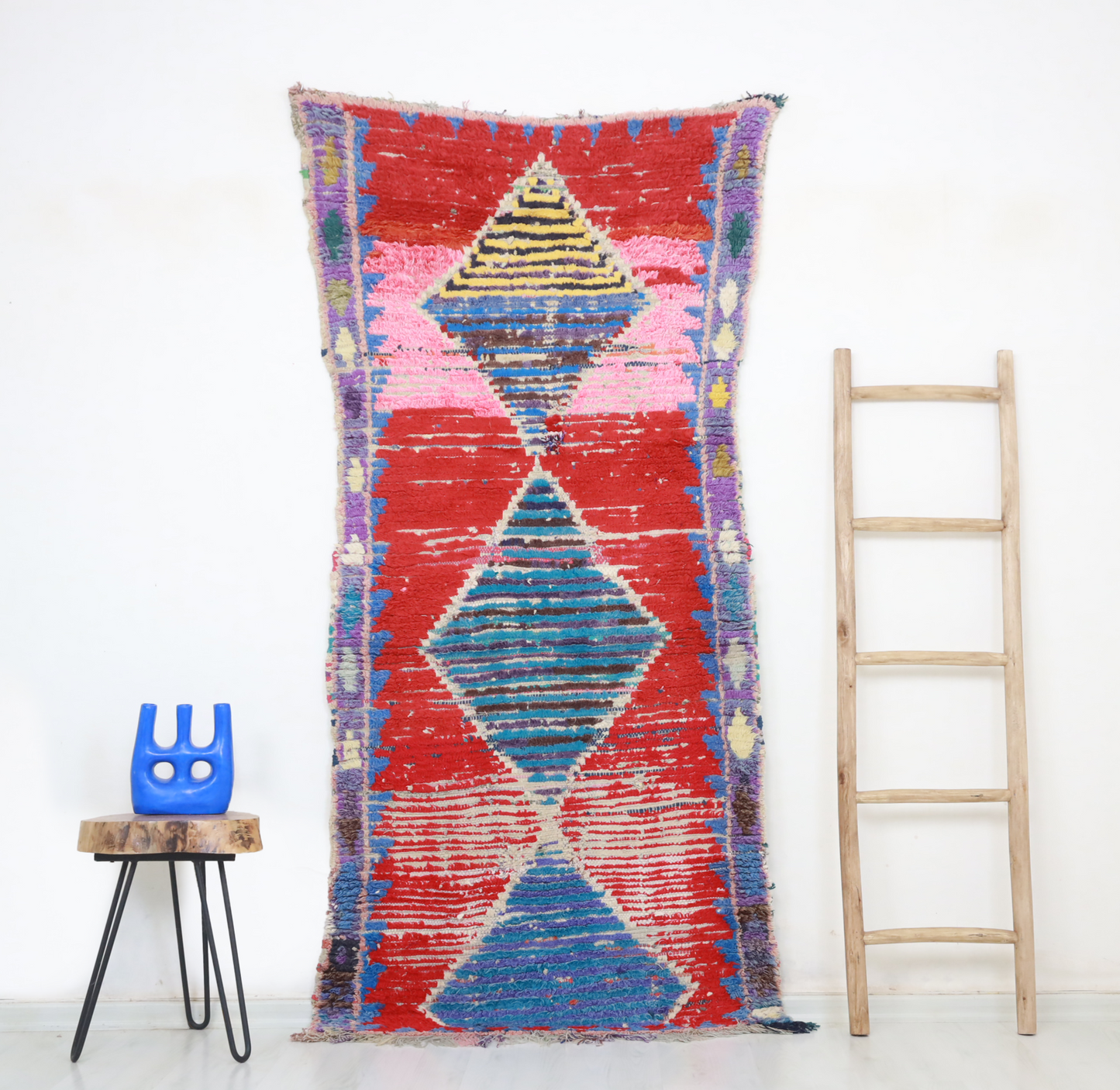 Issilt Moroccan Rug 3'4" x 6'9" - Wavlynn