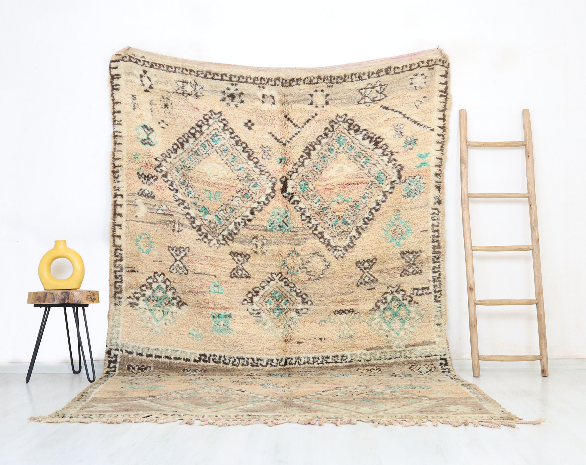 Tazrurt  Vintage Moroccan Rug  6'2" x9'5" - Wavlynn