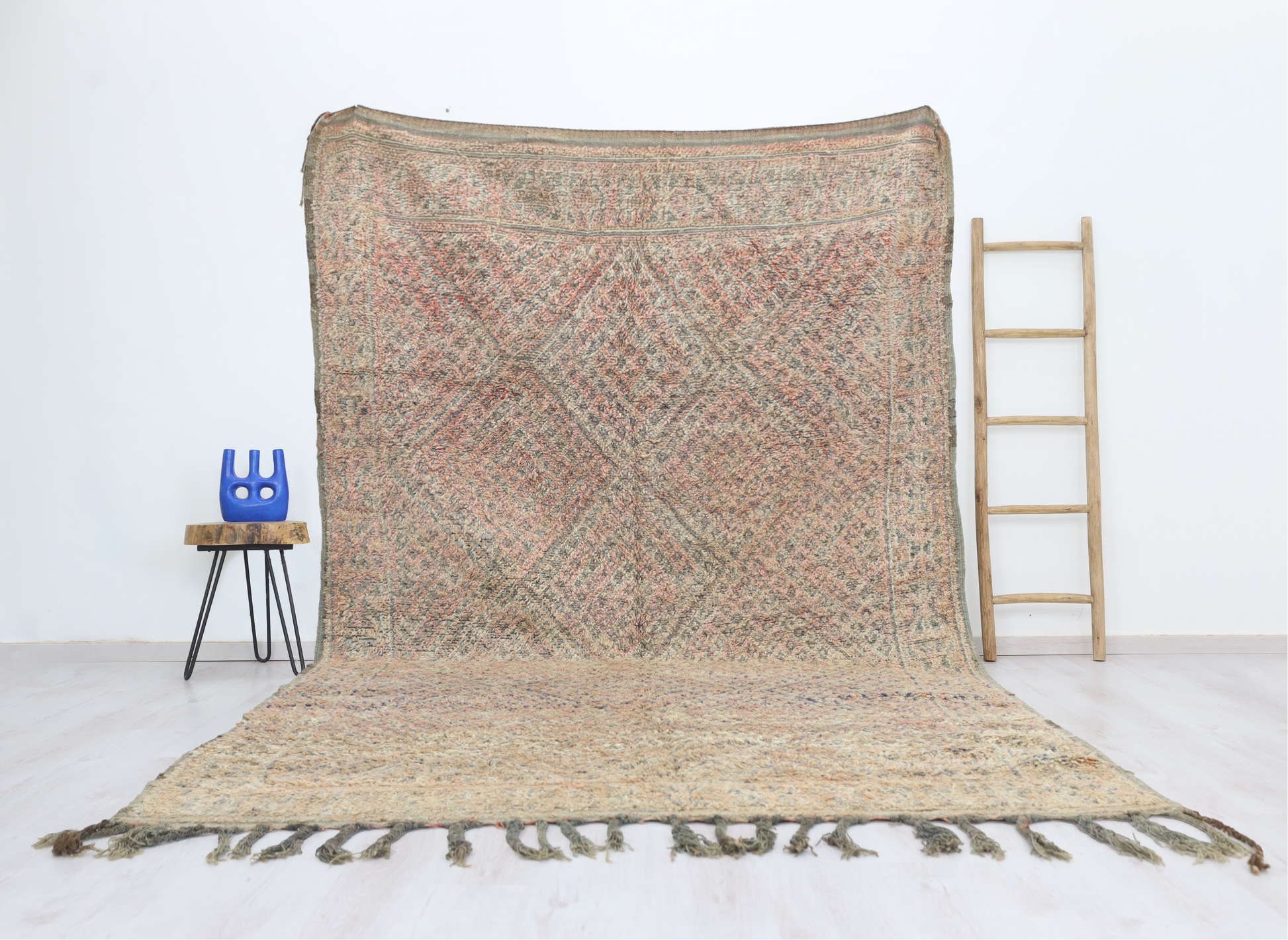 Ilili Vintage Moroccan Rug 6'8" x11'8" - Wavlynn