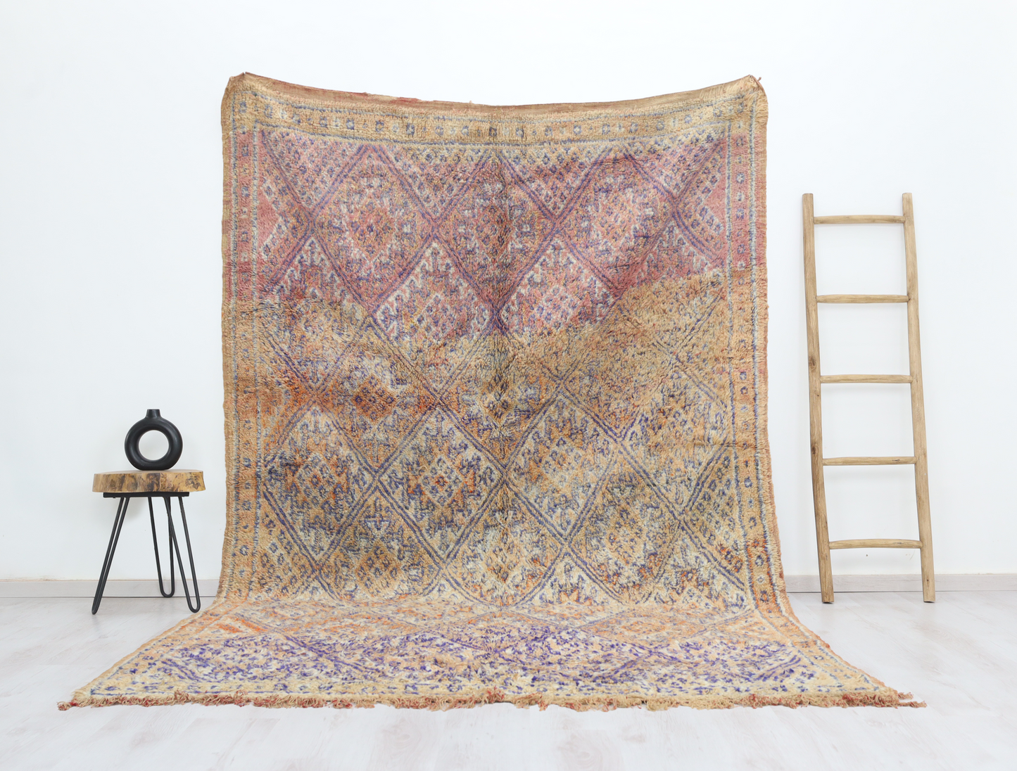 Tirni Vintage Moroccan Rug 6'4" x10'0" - Wavlynn