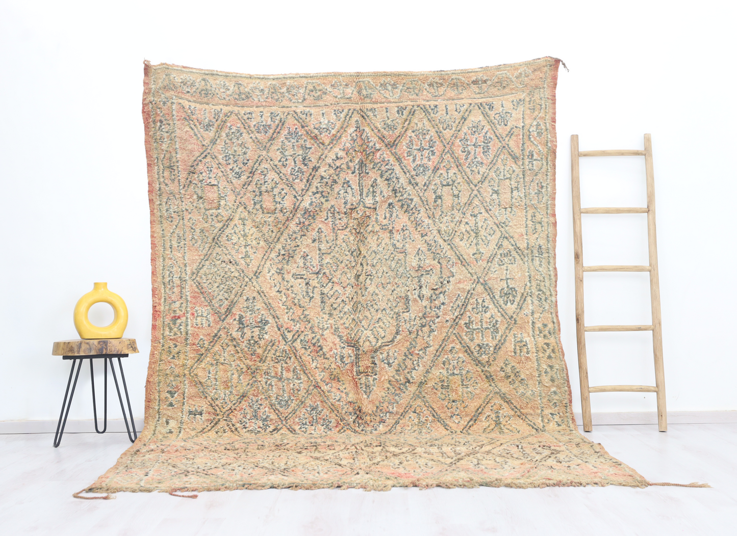 Tifrar Vintage Moroccan Rug 6'6" x9'4" - Wavlynn