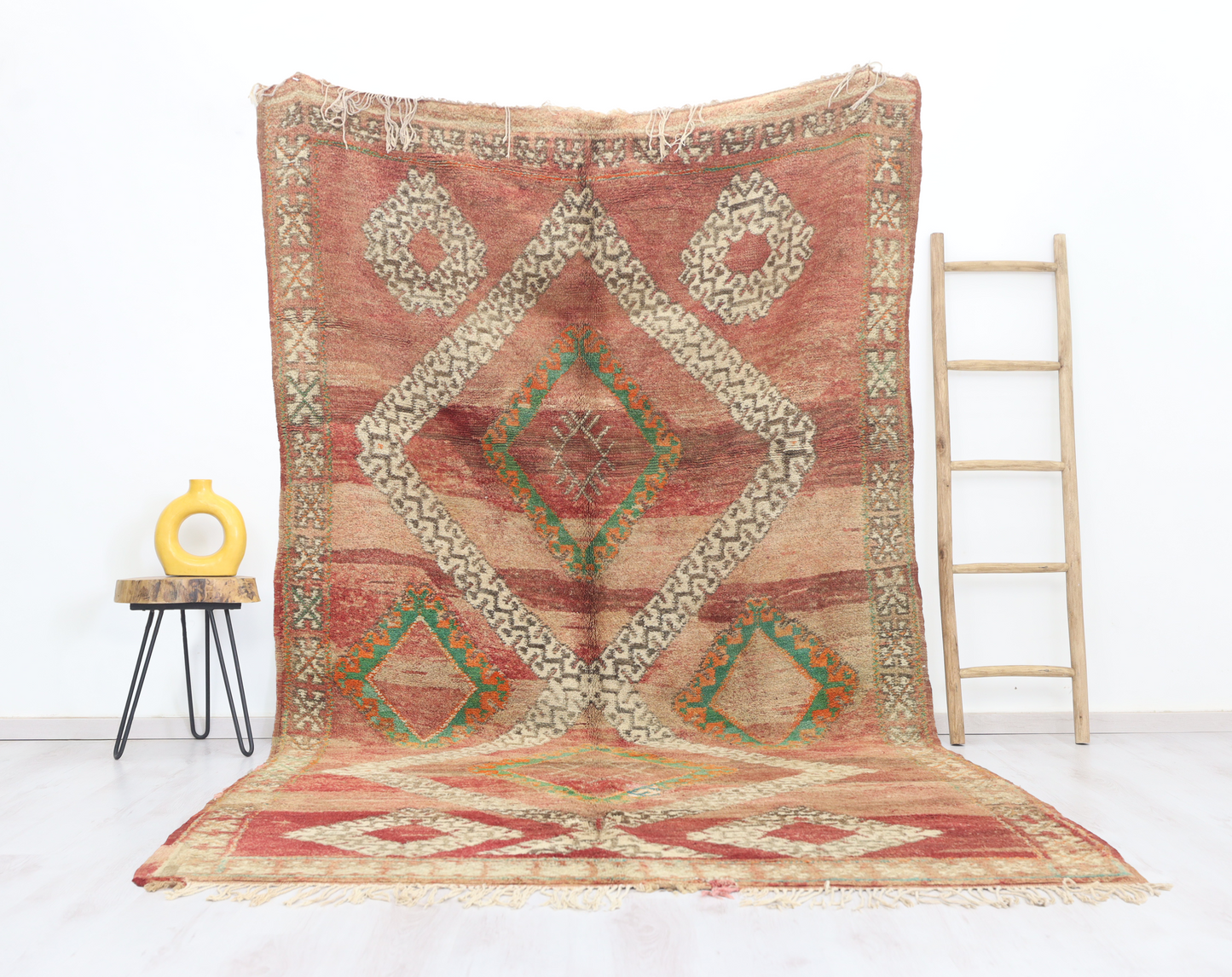 Iligh Vintage Moroccan Rug 5'9" x10'8" - Wavlynn