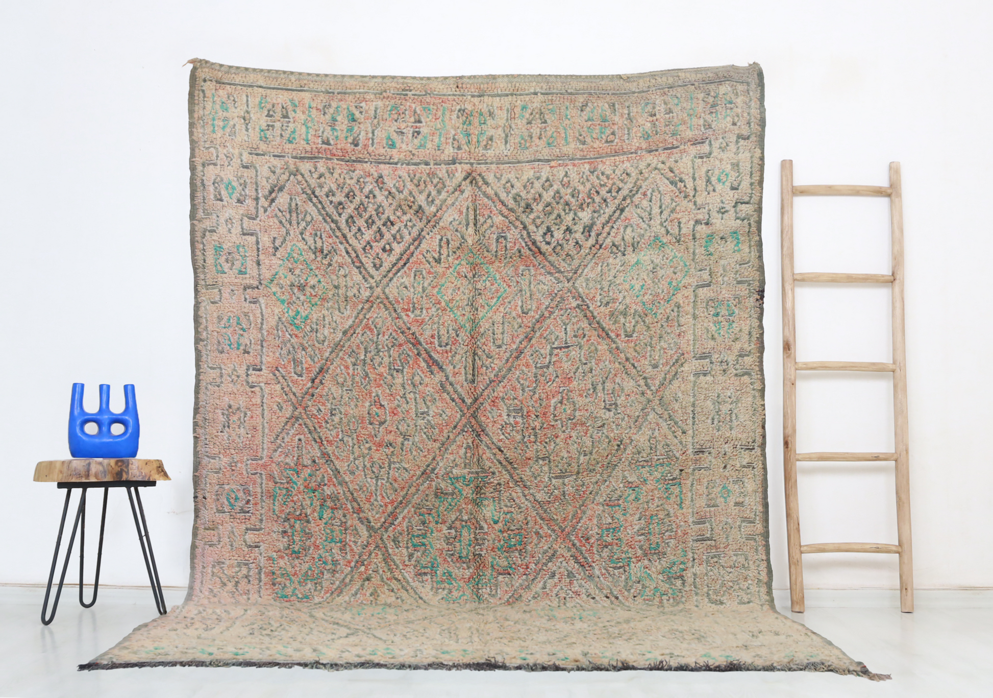 Ider Vintage Moroccan Rug  6'3" x9'2" - Wavlynn