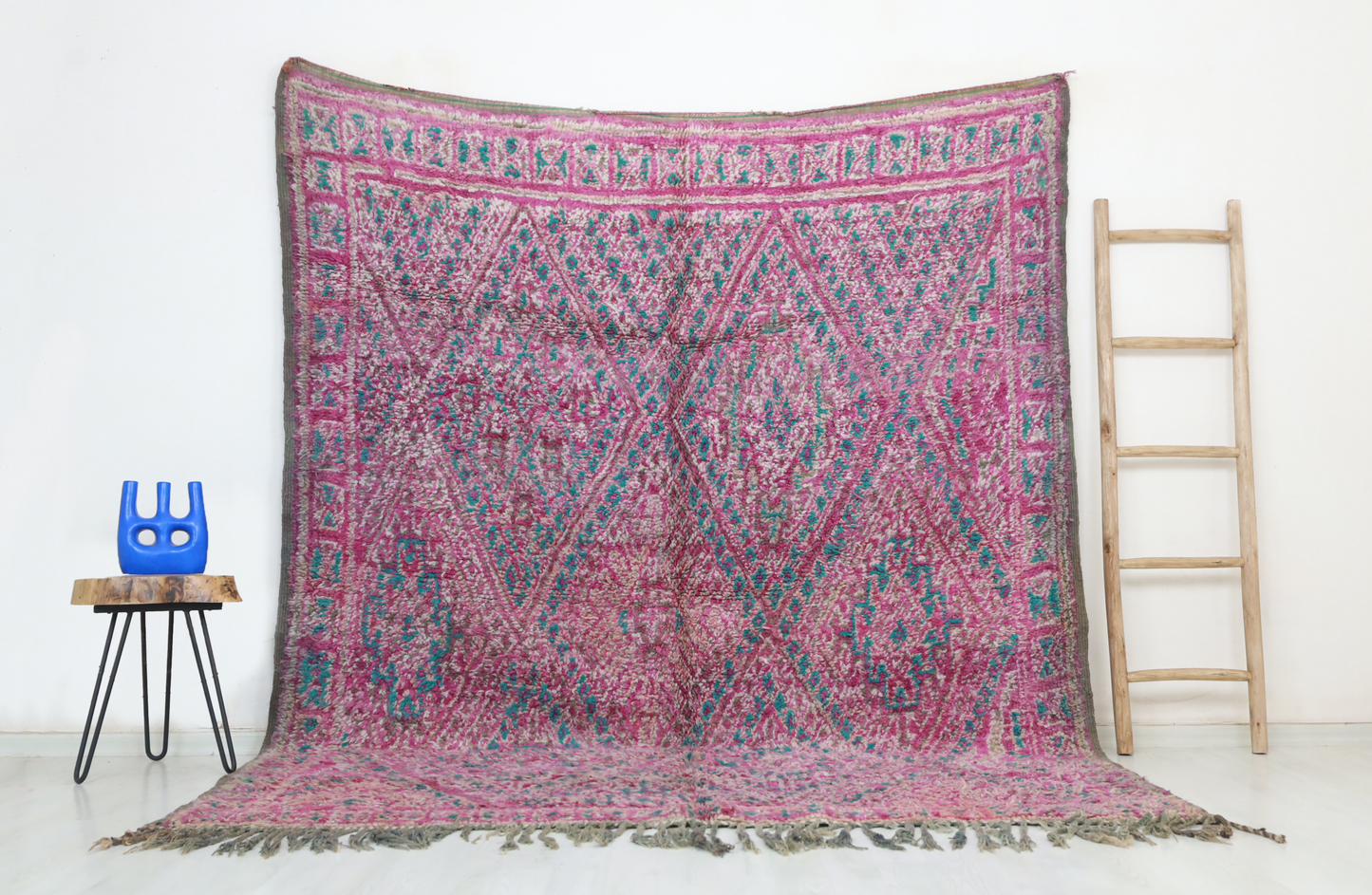 Isely Vintage Moroccan Rug  7'0" x9'0" - Wavlynn