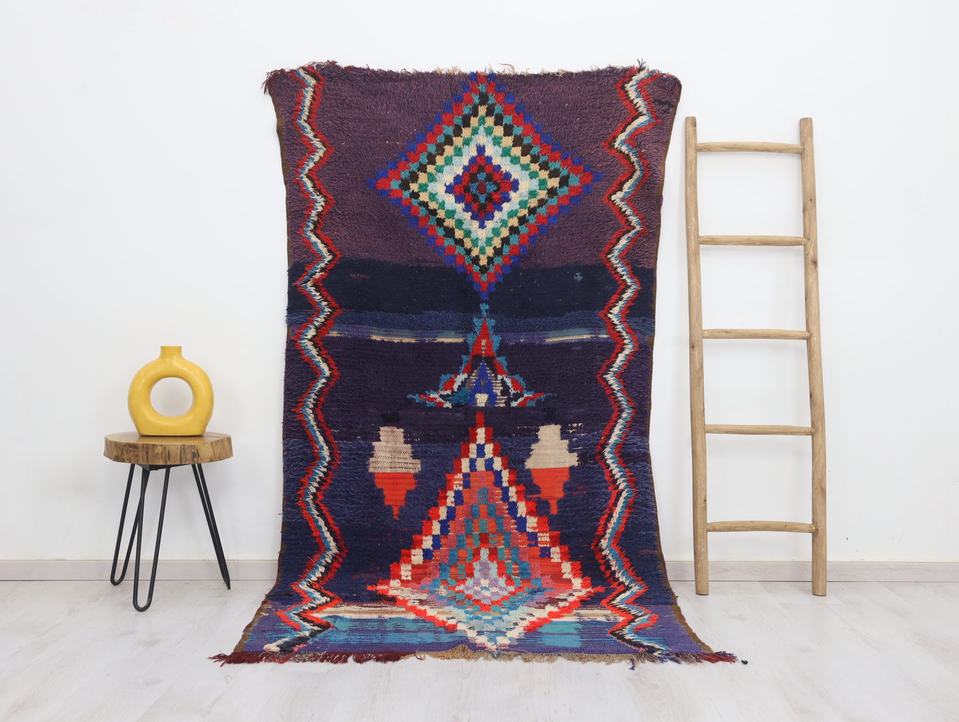 Izuran Moroccan Rug 3'9" x 7'5" - Wavlynn