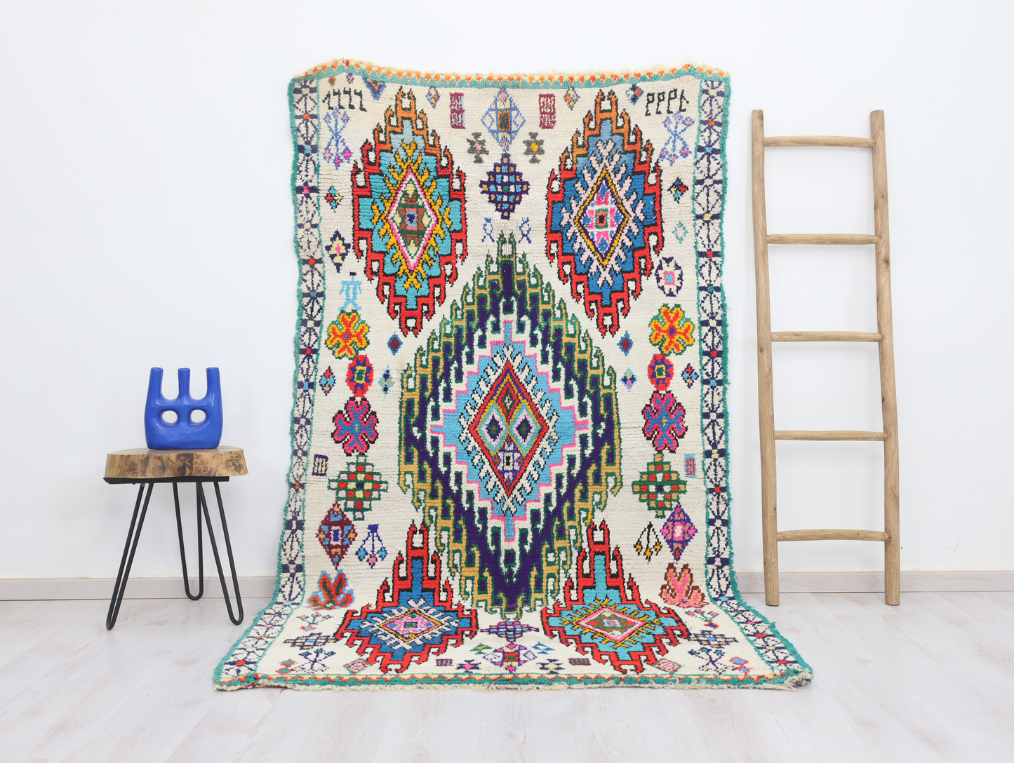 Tasenkkurt Moroccan Rug 4'3" x 7'8" - Wavlynn