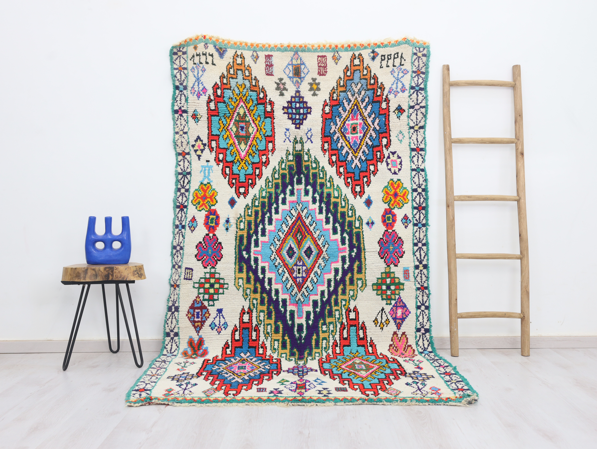 Tasenkkurt Moroccan Rug 4'3" x 7'8" - Wavlynn