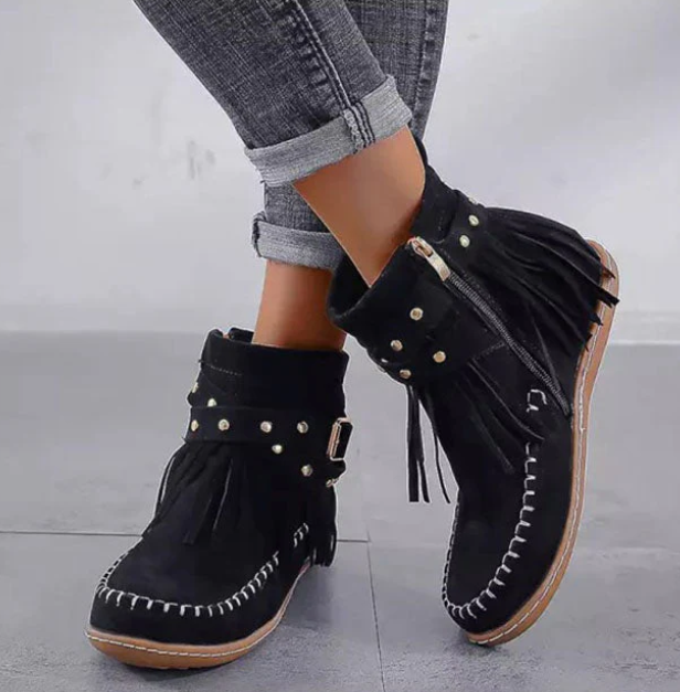 Tan faux suede fringe ankle boots with warm lining, casual fall-winter style for women