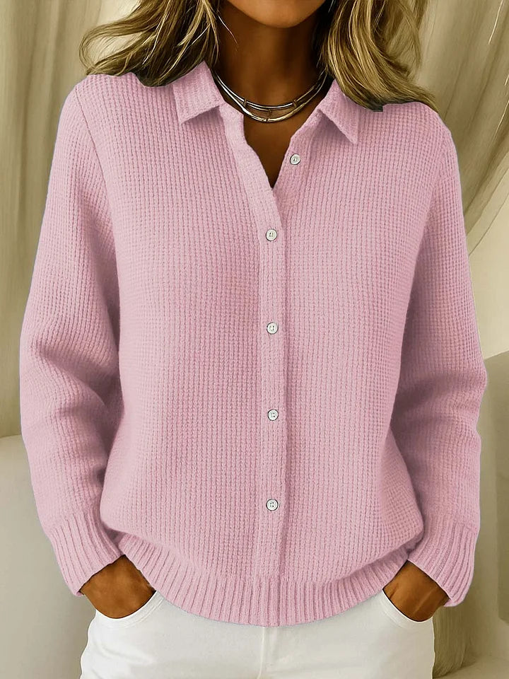 Chic relaxed-fit cardigan in soft neutral tones with breathable fabric and flattering everyday silhouette