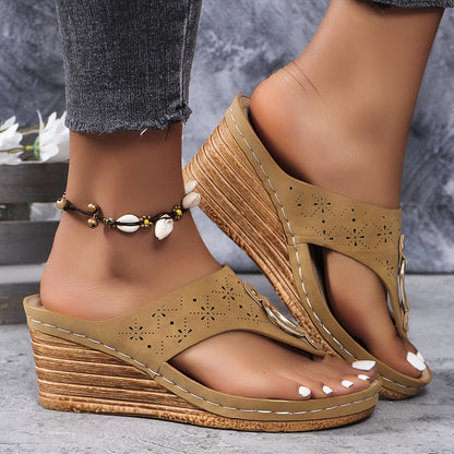 Women's Acacia sandals in timeless feminine silhouette with cushioned insole for all-day comfort