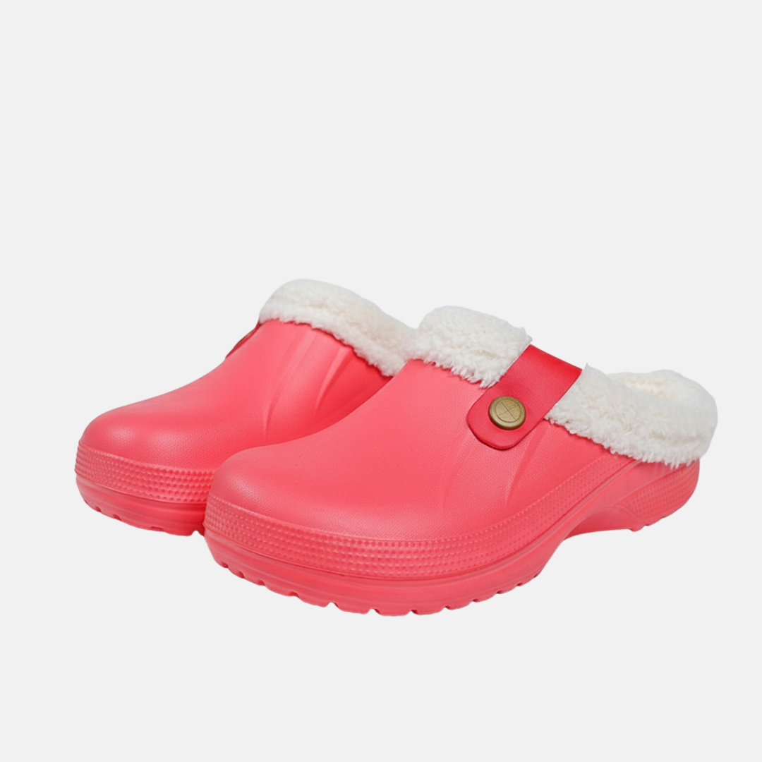 Women's wide-fit slip-on clogs with fleece lining, water-resistant synthetic upper, adjustable swivel strap