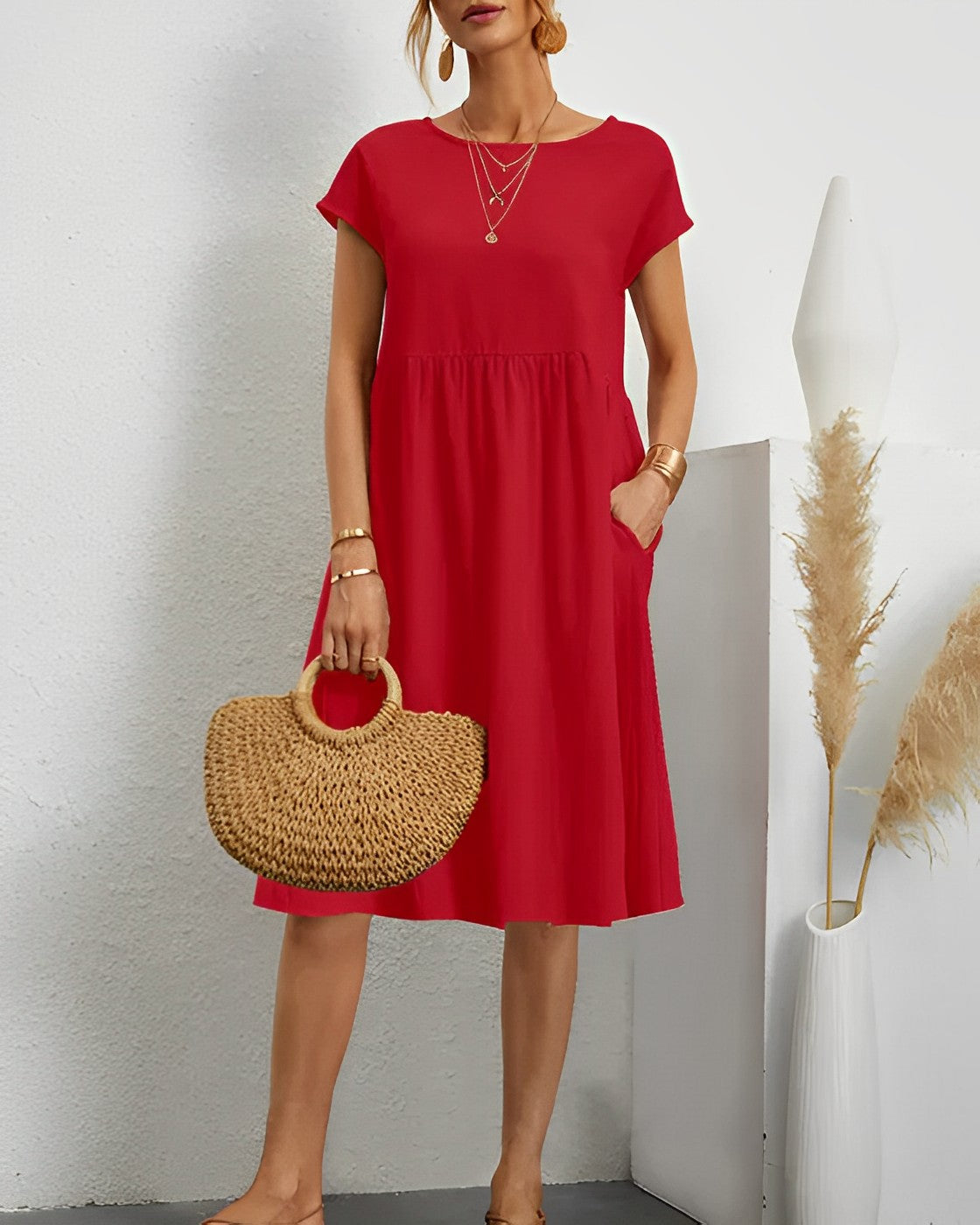 Women's loose fit midi dress short sleeves round neck casual style with practical pockets