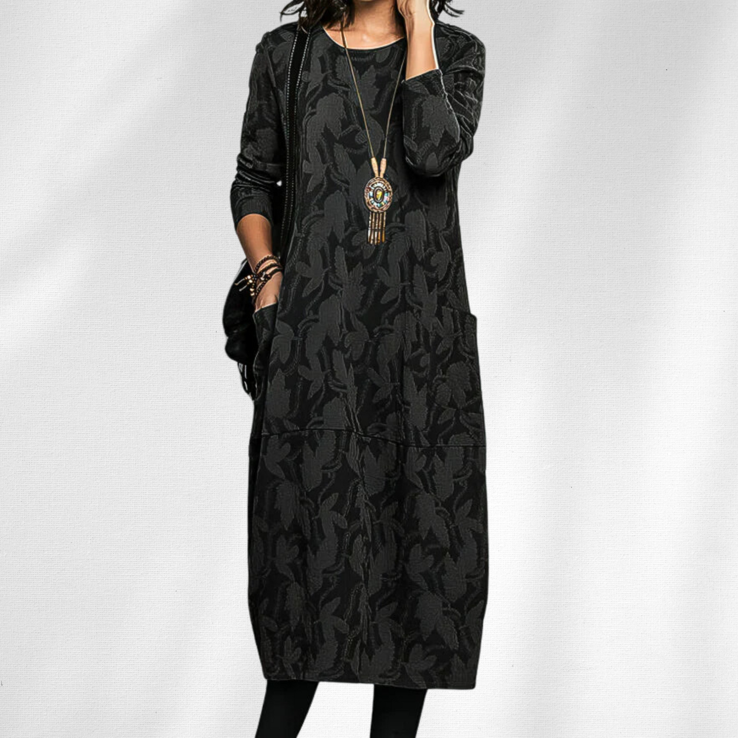 Elegant winter crewneck dress in cozy premium fabric with a charming casual-chic silhouette