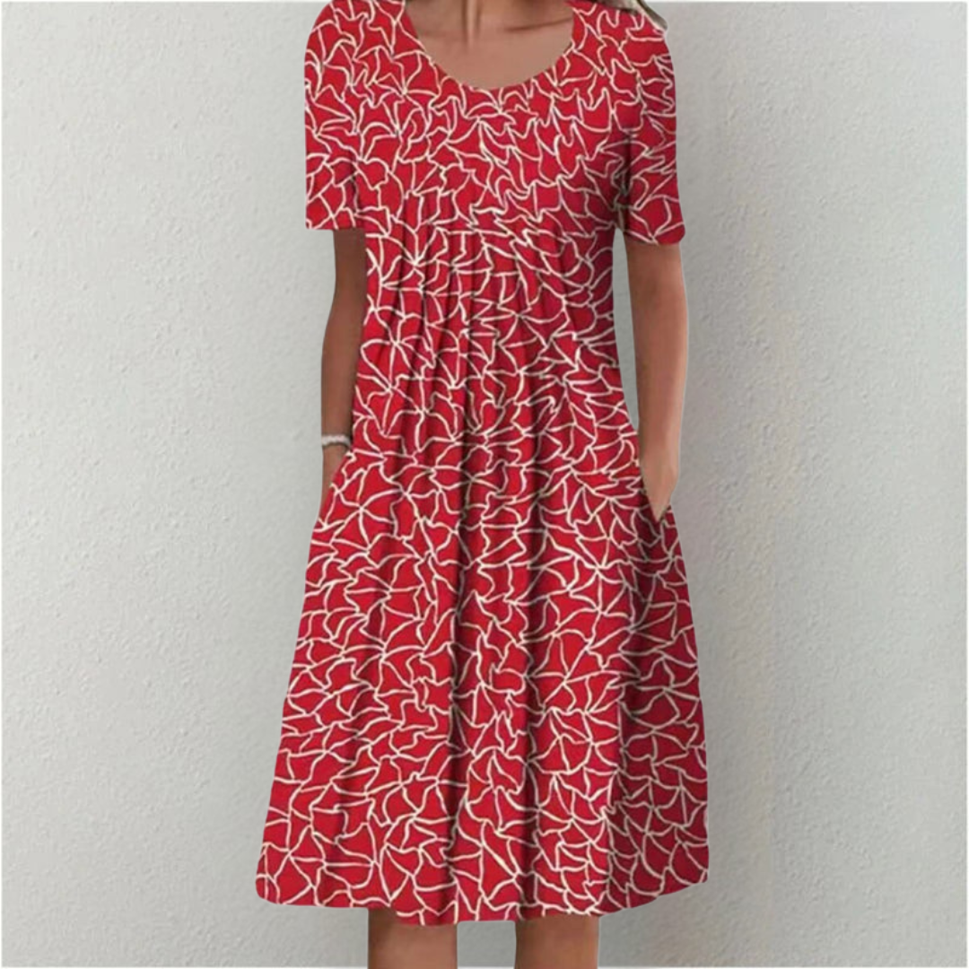 Casual floral dress with flattering silhouette and practical side pockets for effortless everyday style