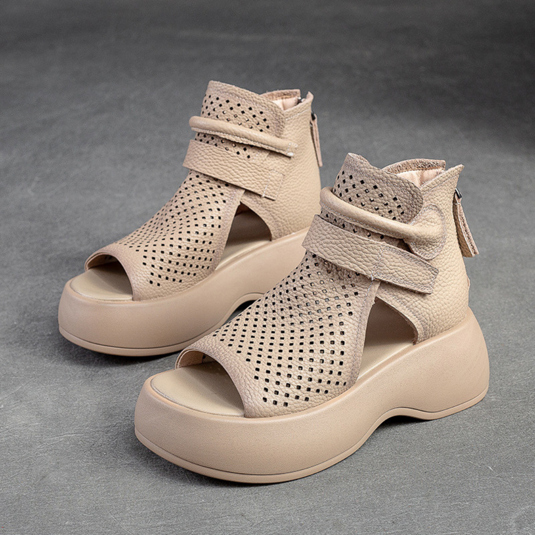 Women's Presley comfort sandals in neutral tones with ergonomic footbed and cushioned comfort support