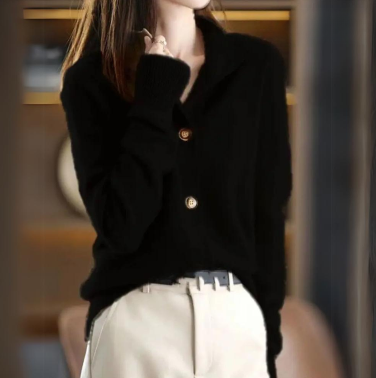 Véronique elegant cardigan refined silhouette versatile layering piece premium craftsmanship warm sophistication
