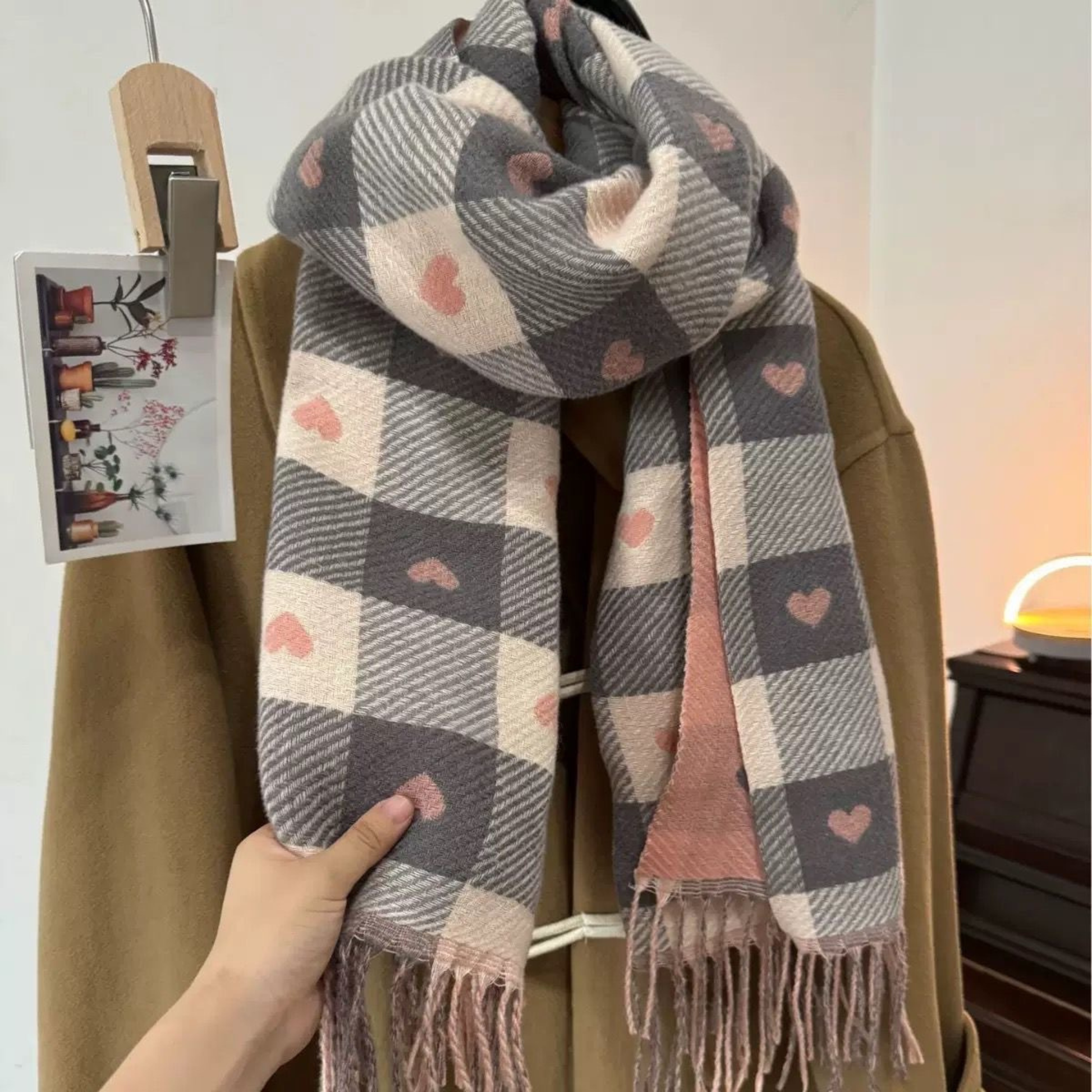 Reversible plaid scarf with fringe tassels in warm tones, cozy double-sided cold-weather wrap