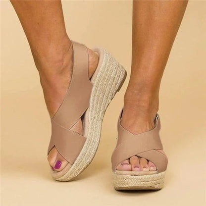 Women's comfort cushioned sandals with contoured footbed in breathable lightweight design for all-day support