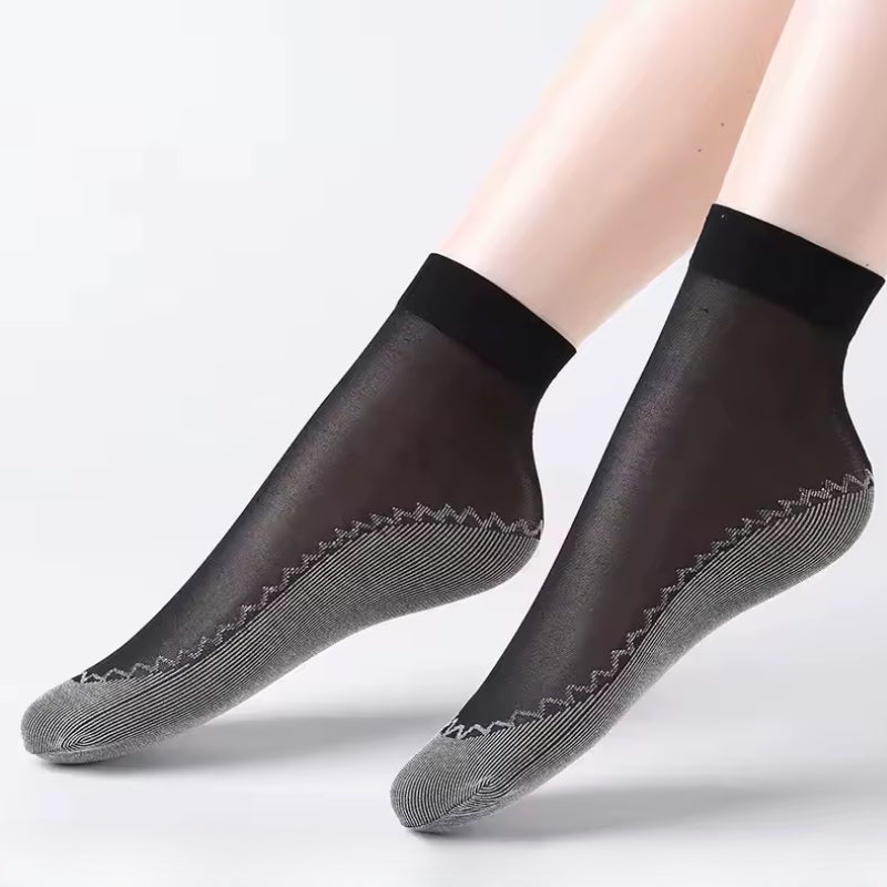 Drisole sheer silk-blend ankle socks with cushioned textured sole, sweat-absorbent summer weight