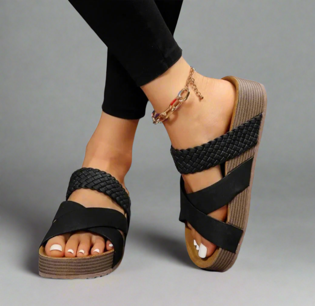 Dana comfort sandals with padded insole, breathable design, supportive sole for all-day comfort