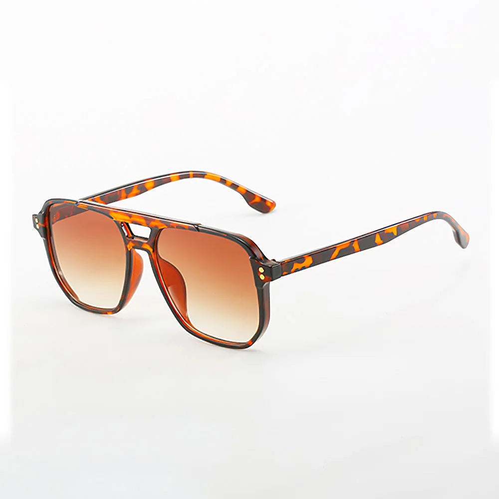 Retro tortoiseshell acetate sunglasses with gradient UV400 lenses, lightweight durable fit