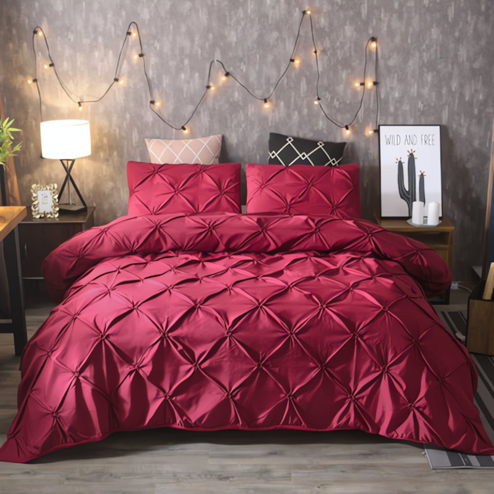 White cotton pinch pleat duvet cover set with hotel-inspired textured pleating detail