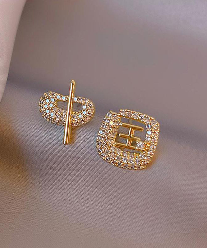 Boucles d'oreilles à clous asymétriques en or 14 carats avec zircons et caractères chinois - Wavlynn