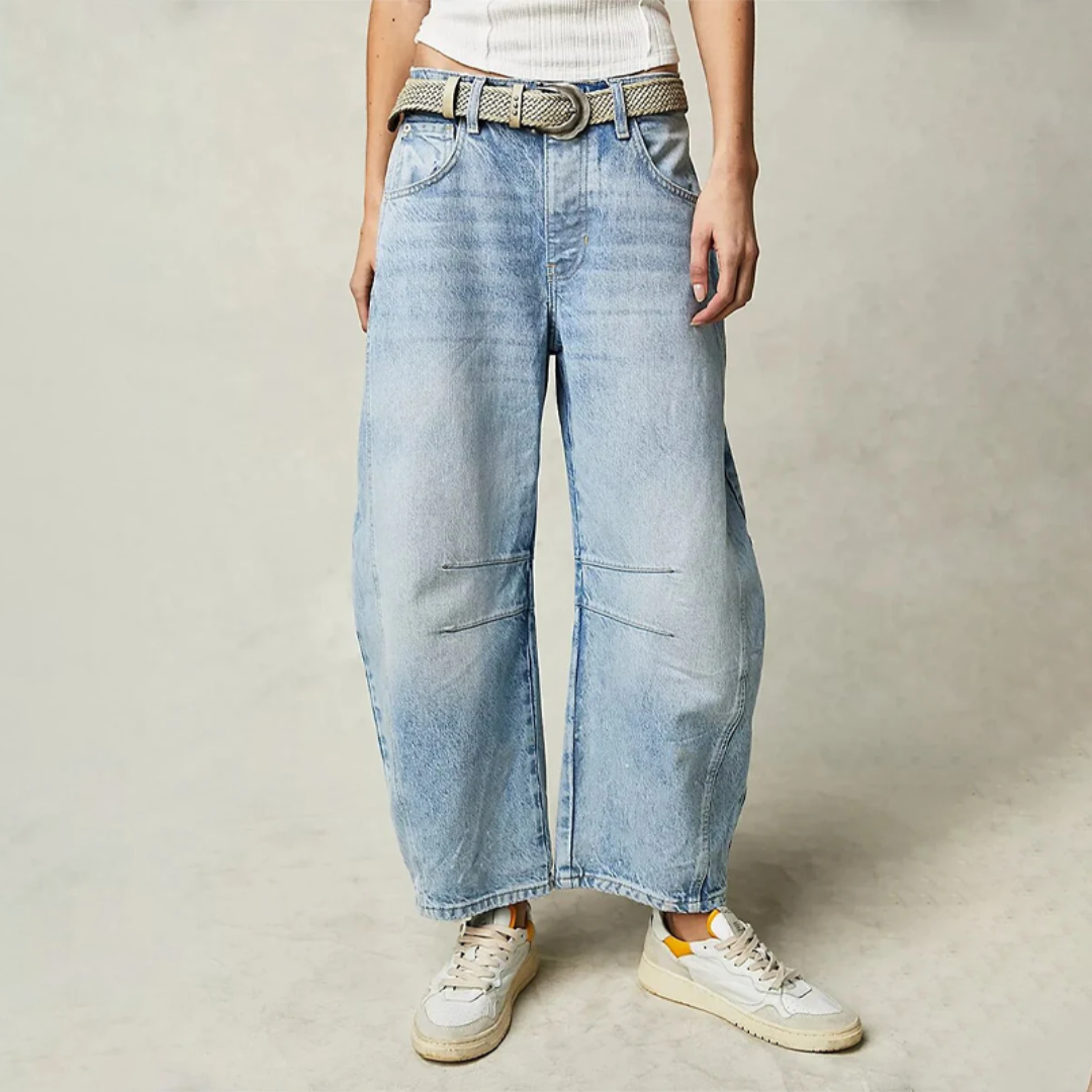 Aura mid-rise wide-leg comfort jeans in classic denim with ankle-grazing relaxed fit