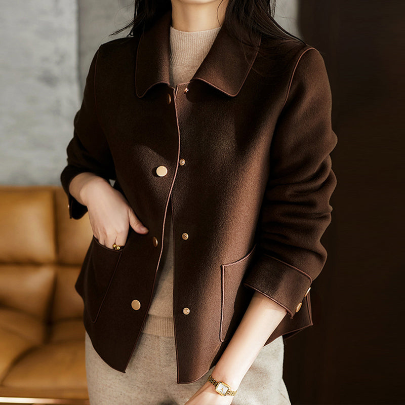 Clara short coat soft synthetic wool flowy oversized fit autumn elegance breathable lightweight outerwear
