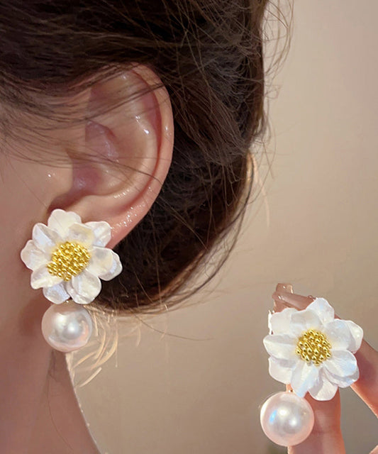Magnifiques boucles d'oreilles pendantes florales en alliage acrylique blanc avec perles - Wavlynn