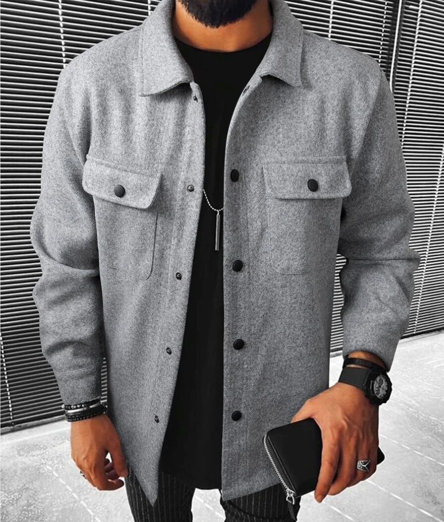 Men's lightweight spring jacket soft fabric relaxed fit breathable polyester layer all-season versatile