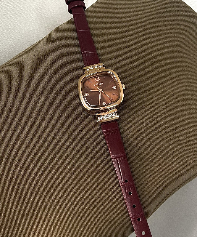 Montre à quartz en cuir rouge foncé avec verre trempé et mouvement à quartz - Wavlynn