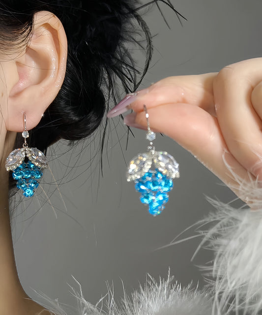 Boucles d'oreilles pendantes en argent sterling bleu et zircon, ornées de raisins. - Wavlynn