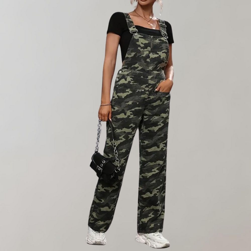 Women's camouflage print relaxed-fit overalls with adjustable straps, casual everyday style