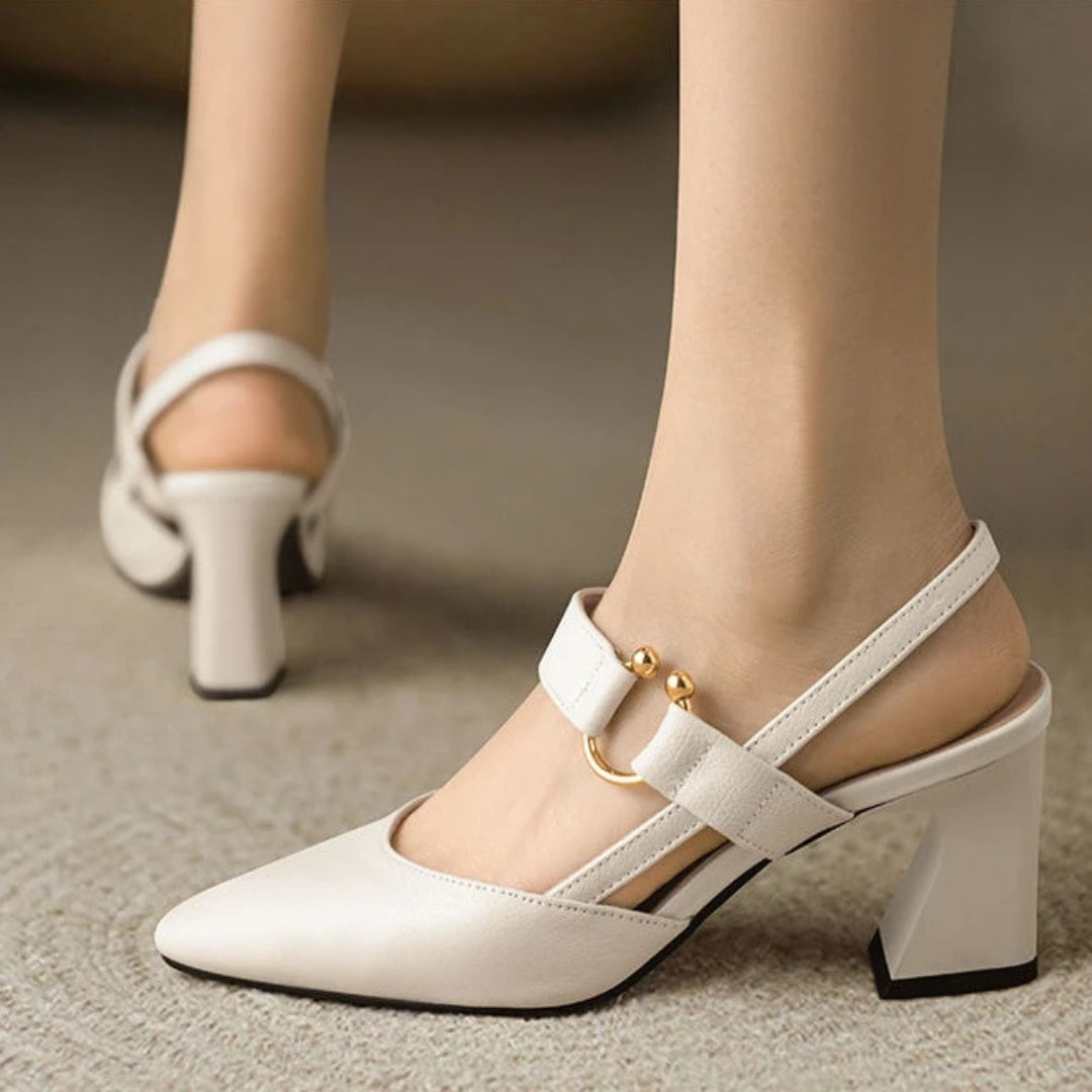 Women's Christina comfort comfort heels in neutral tone with cushioned insole and elegant low heel silhouette