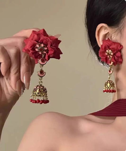 Boucles d'oreilles pendantes chics en argent sterling avec pampilles roses surdorées - Wavlynn