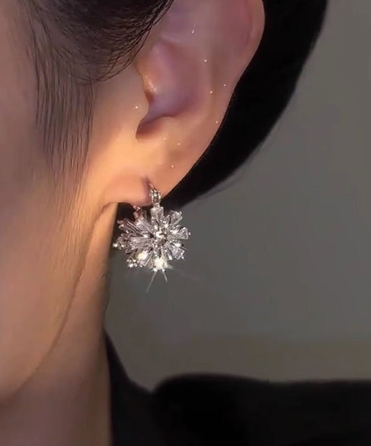 Boucles d'oreilles créoles flocon de neige chic en soie, cuivre et zircon - Wavlynn