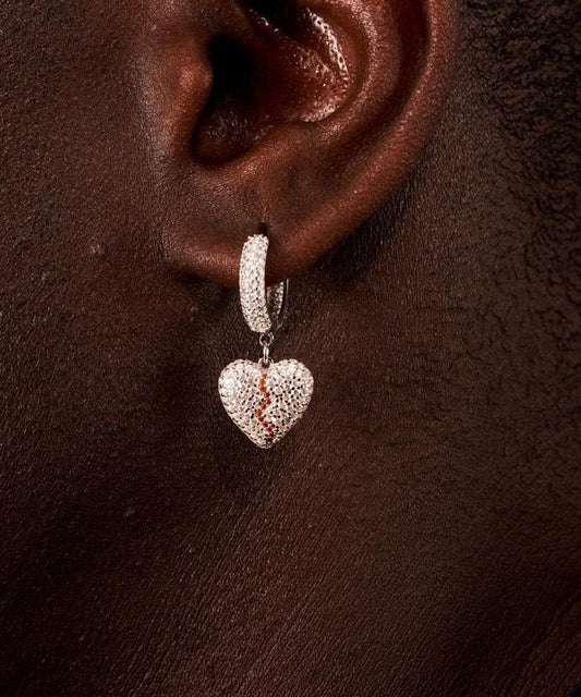 Boucles d'oreilles pendantes en argent sterling en forme de cœur brisé Chic Silk - Wavlynn