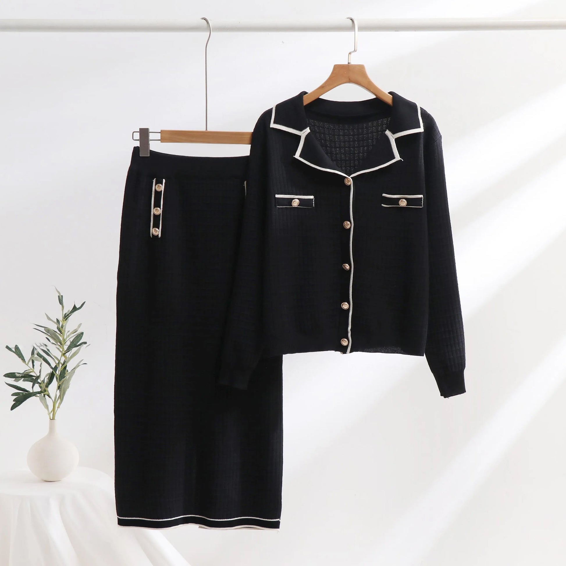 Women's textured knit two-piece set, polo-neck cardigan and slim pencil skirt, chic pattern