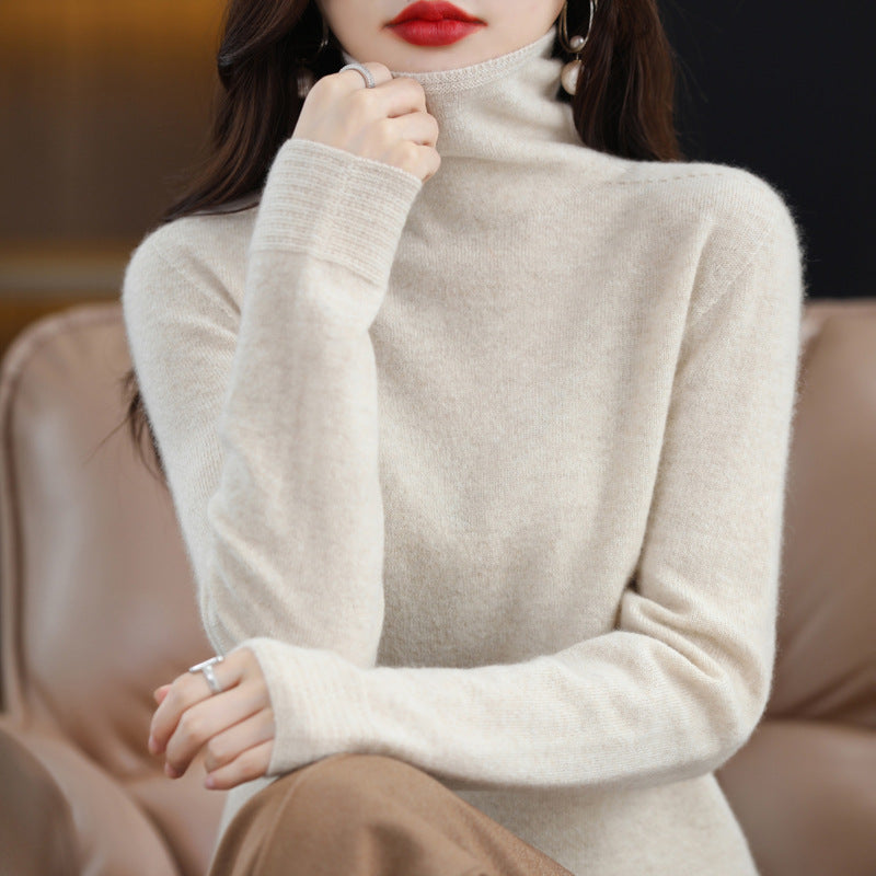 Chloé Montclair unisex wool turtleneck sweater, soft knit blend for cozy everyday warmth