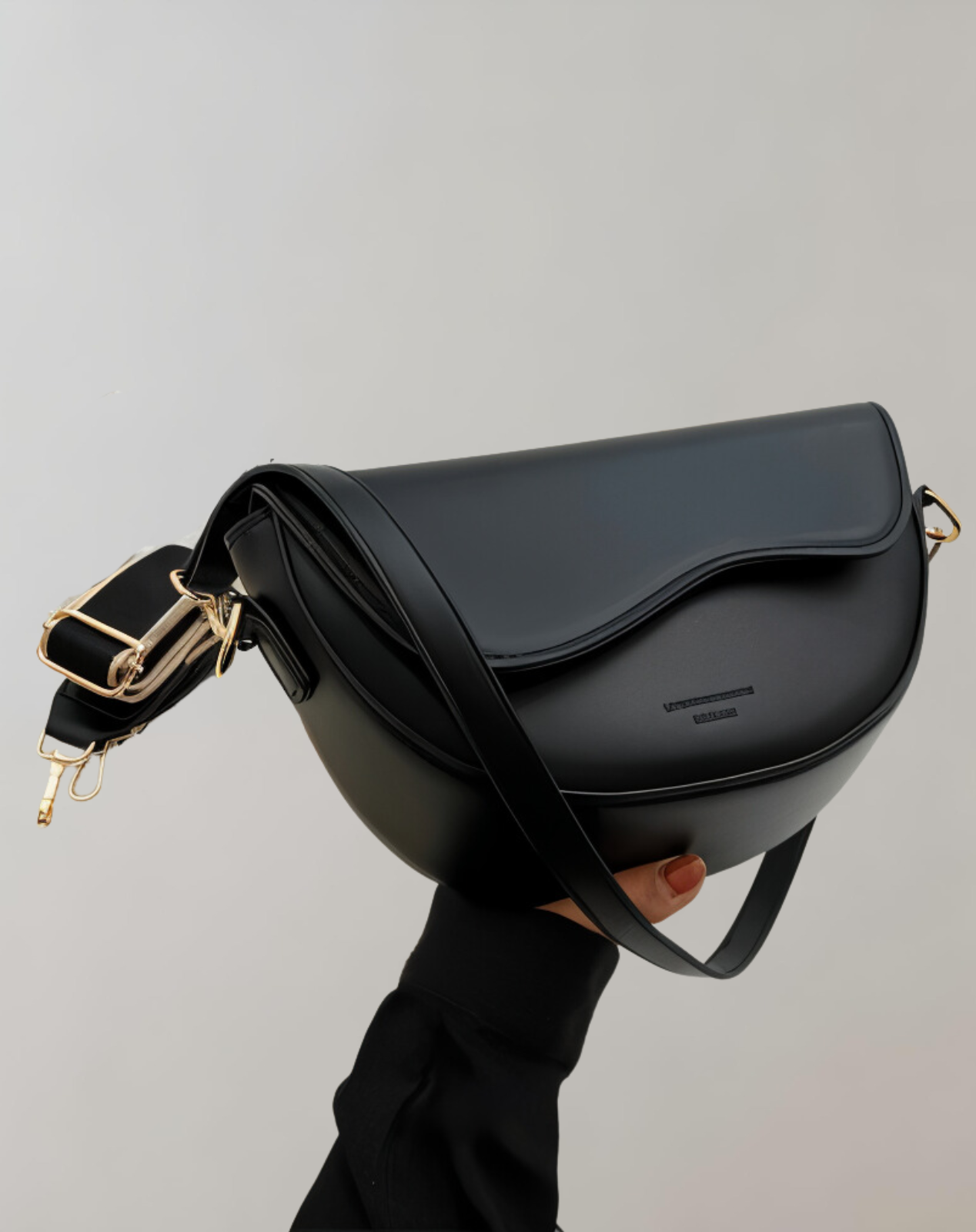 Wavlynn Emma vegan leather shoulder bag black crescent demi-moon silhouette adjustable strap