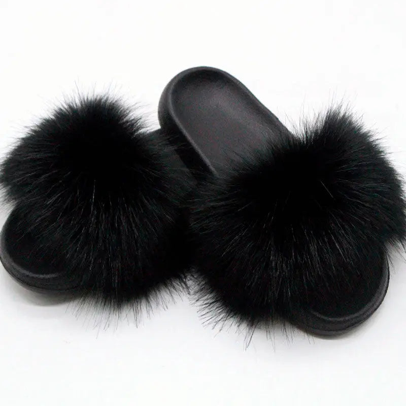 Women's cozy slip-on slippers soft warm plush lining non-slip sole home comfort style