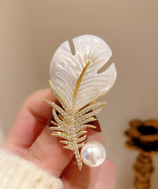 Jolie broche en cuivre blanc et zircon avec nacre - Wavlynn