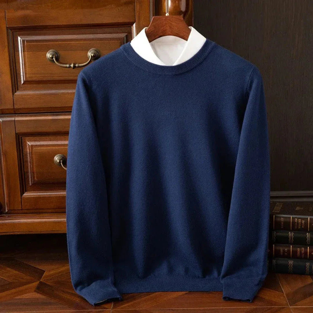 Dan cream crew neck cashmere sweater with ribbed cuffs and hem, lightweight luxury knitwear