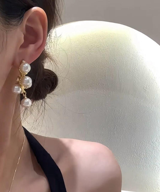 Boucles d'oreilles à tige élégantes en alliage de cuivre blanc et perles - Wavlynn