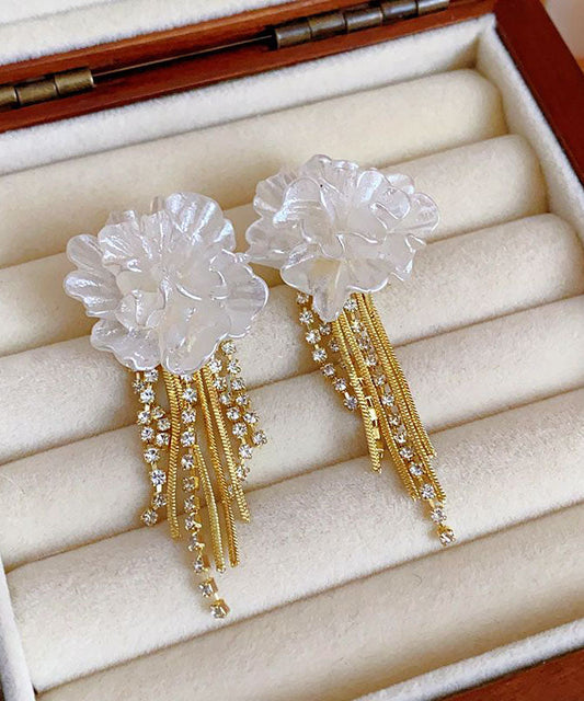 Boucles d'oreilles pendantes élégantes en argent sterling blanc doré à motif floral et pompon - Wavlynn