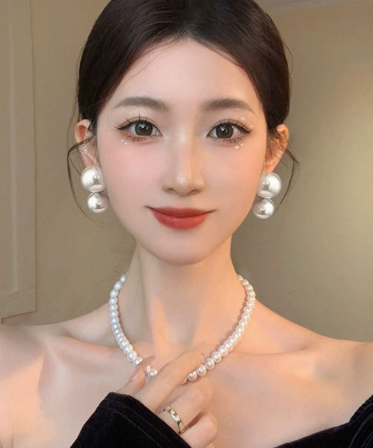 Boucles d'oreilles élégantes en argent sterling blanc avec perles surdorées - Wavlynn