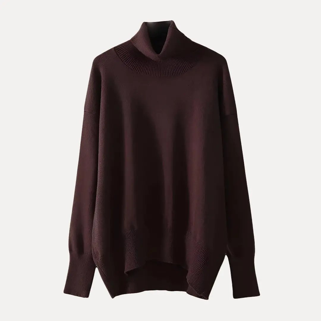 Eliana oversized turtleneck sweater in cozy soft fabric, relaxed winter casual style